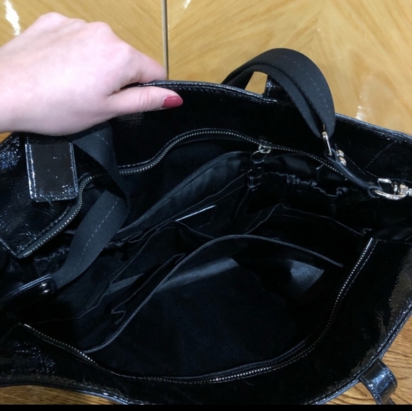 Coach Large Patent Leather Bag - Picture 2 of 14